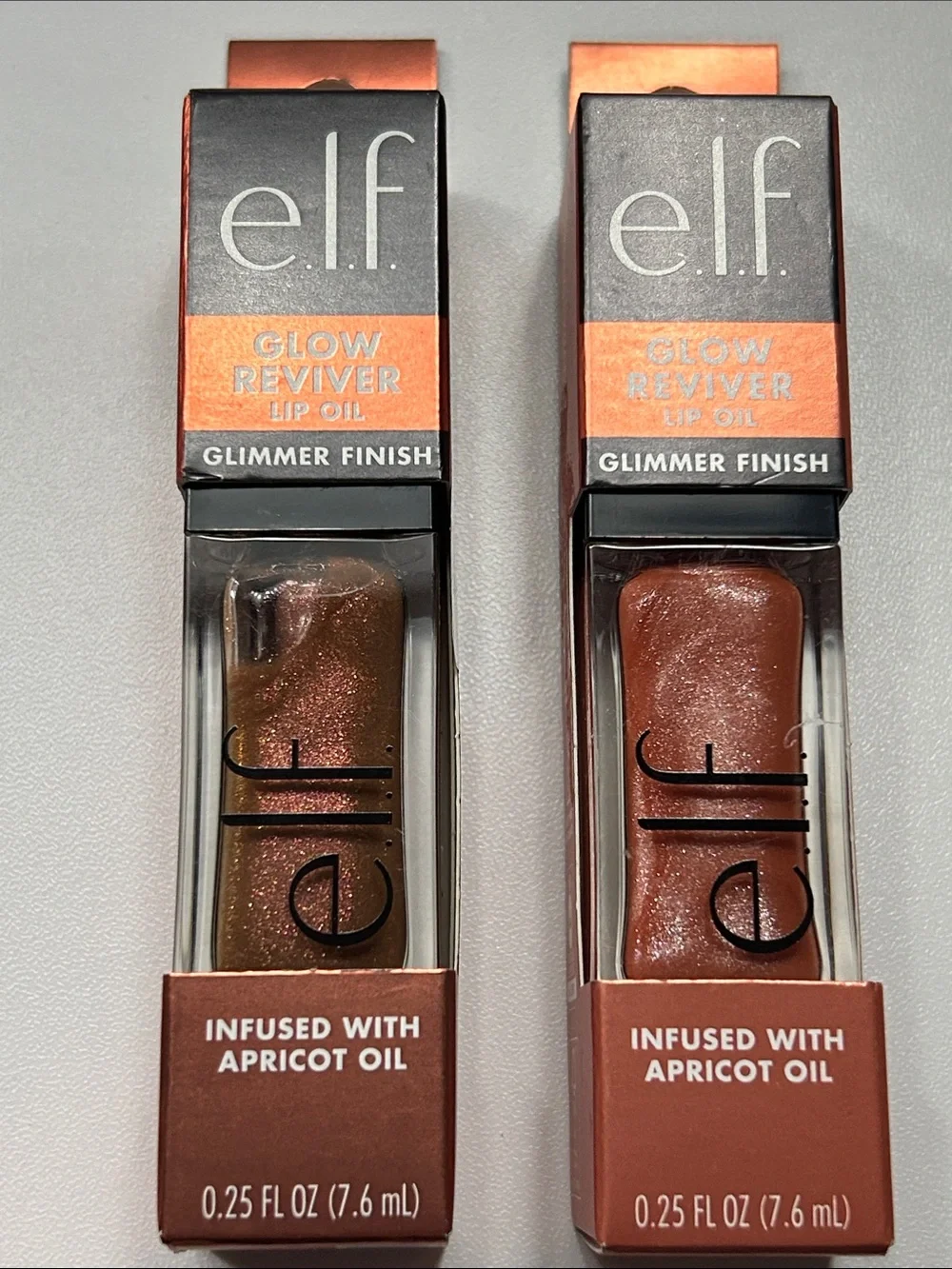 ELF Glow Reviver lip oil glimmer finish duo : colors super neutral and chocoluxe